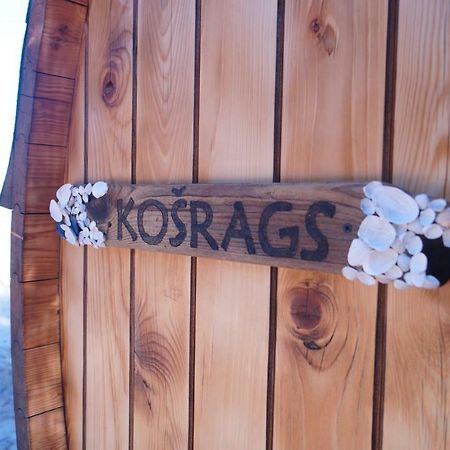 Kempings Saulesmajas Kolka Exterior foto